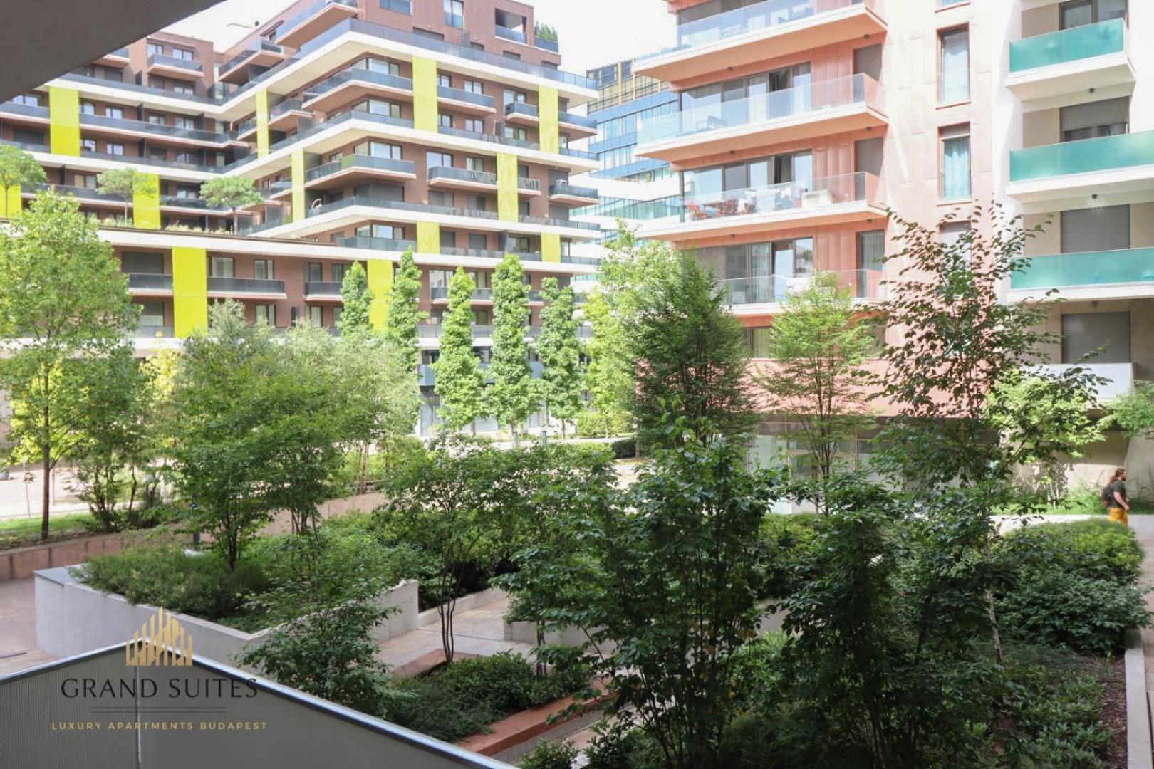 Grand Suites Promenade Будапеща Екстериор снимка